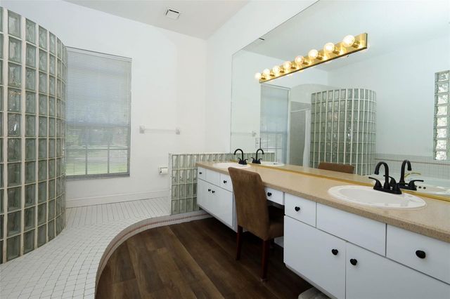 206 WINDING OAKS LANE, Oviedo, FL 32765