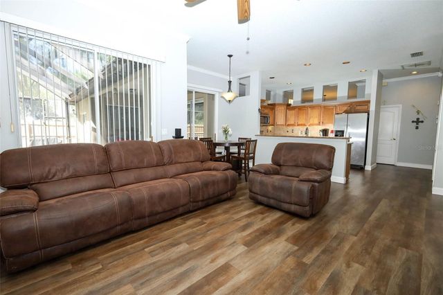 206 WINDING OAKS LANE, Oviedo, FL 32765