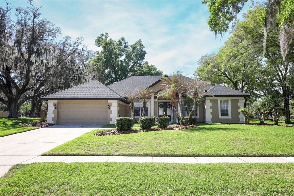 206 WINDING OAKS LANE, Oviedo, FL 32765