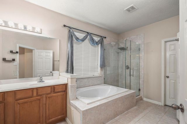 31243 Quail Oak Park Lane, Spring, TX 77386