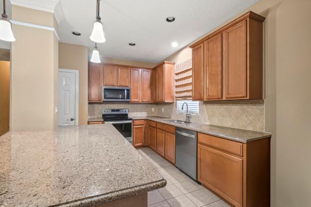 31243 Quail Oak Park Lane, Spring, TX 77386