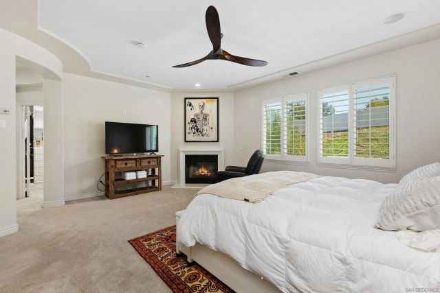 365 Charles Swisher Ct, Fallbrook, CA 92028