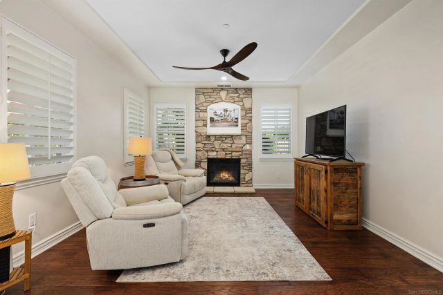 365 Charles Swisher Ct, Fallbrook, CA 92028