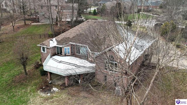 907 Spyglass Circle, Vine Grove, KY 40175