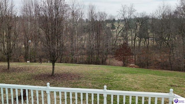 907 Spyglass Circle, Vine Grove, KY 40175