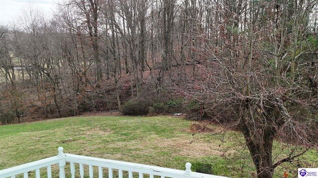 907 Spyglass Circle, Vine Grove, KY 40175