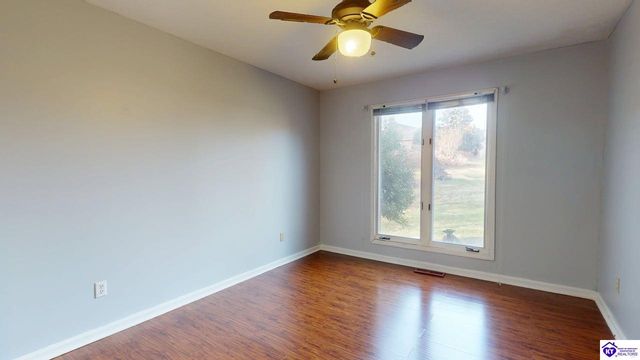 907 Spyglass Circle, Vine Grove, KY 40175