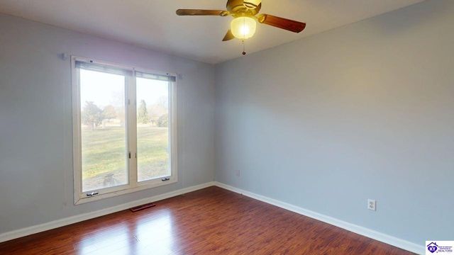907 Spyglass Circle, Vine Grove, KY 40175