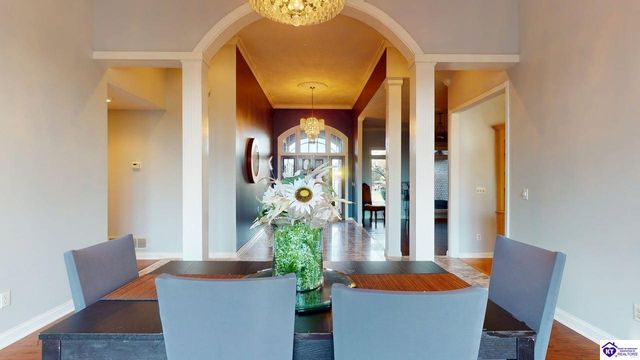 907 Spyglass Circle, Vine Grove, KY 40175