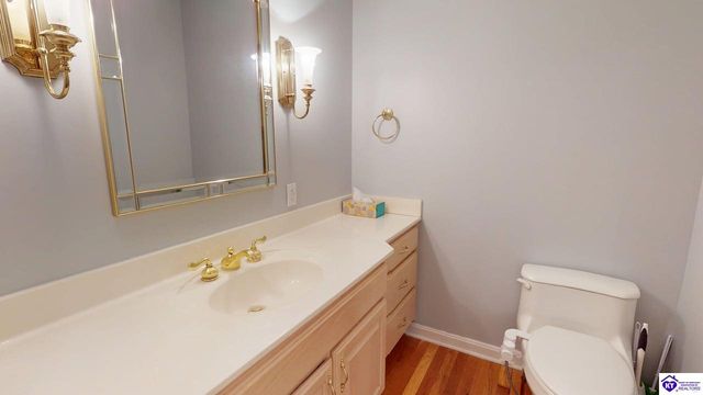 907 Spyglass Circle, Vine Grove, KY 40175