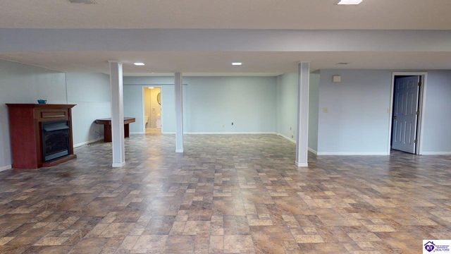 907 Spyglass Circle, Vine Grove, KY 40175