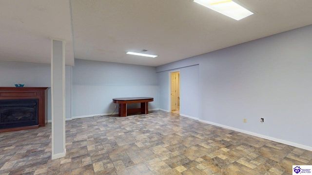 907 Spyglass Circle, Vine Grove, KY 40175