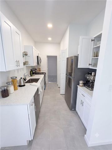 1056 Kanuga ST E, Lehigh Acres, FL 33974