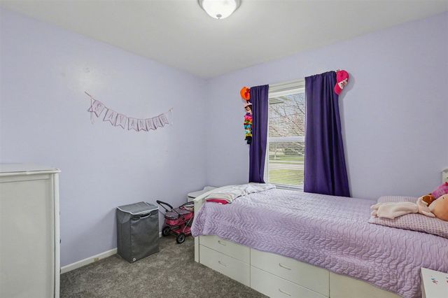 1160 Oakwood Drive, Jenison, MI 49428