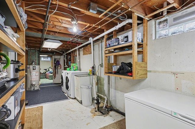 1160 Oakwood Drive, Jenison, MI 49428