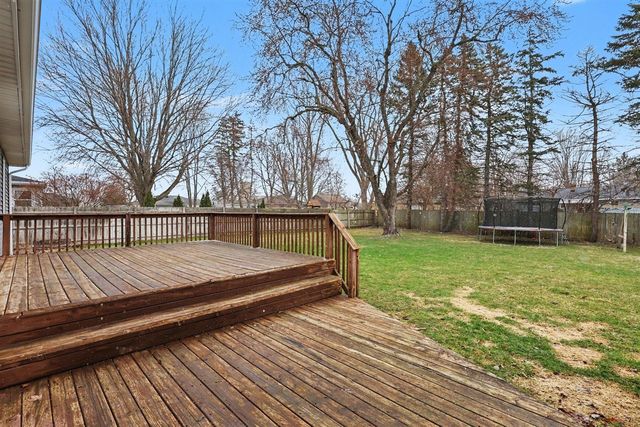 1160 Oakwood Drive, Jenison, MI 49428