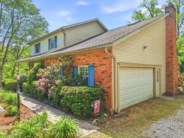 838 Glencrest Road, Northfield, OH 44067