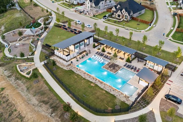 708 Bluestem Drive, Aubrey, TX 76227