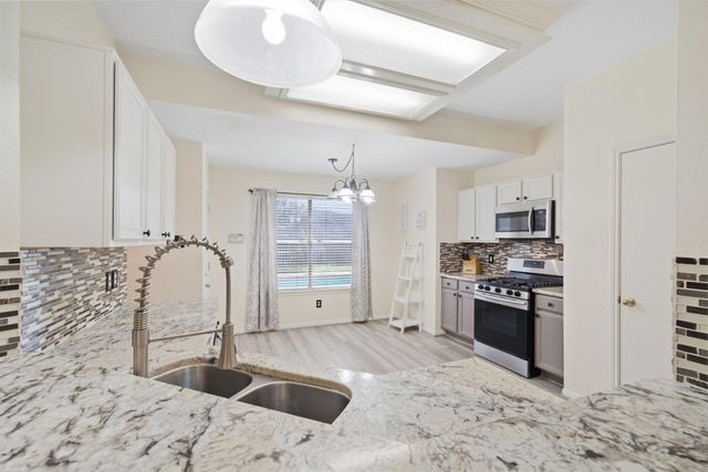 6911 River Road, Richmond, TX 77469