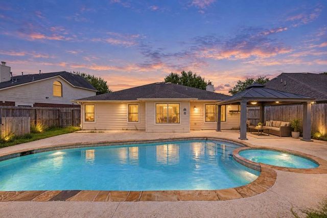 6911 River Road, Richmond, TX 77469