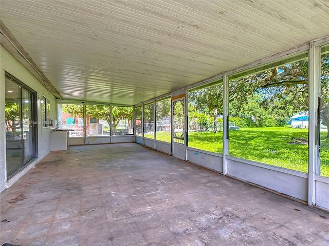 4006 Beaumont Lane, La Belle, FL 33935