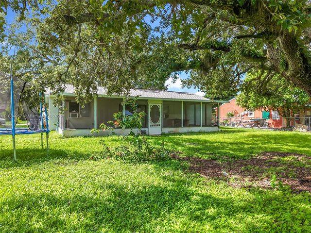 4006 Beaumont Lane, La Belle, FL 33935