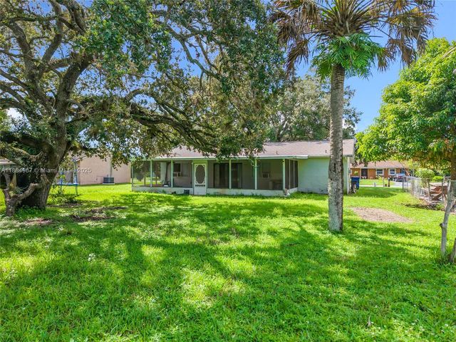 4006 Beaumont Lane, La Belle, FL 33935