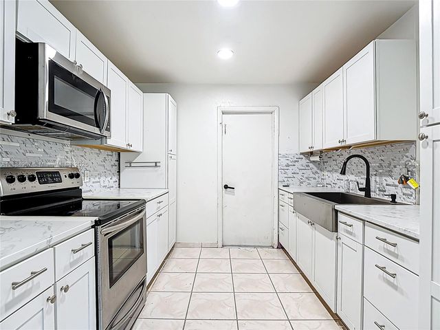 4006 Beaumont Lane, La Belle, FL 33935