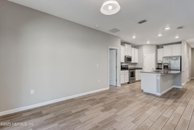 10167 PAVNES CREEK Drive, Jacksonville, FL 32222