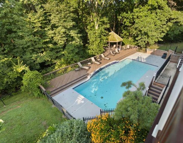 2021 Edenderry Drive, Fort Mitchell, KY 41017