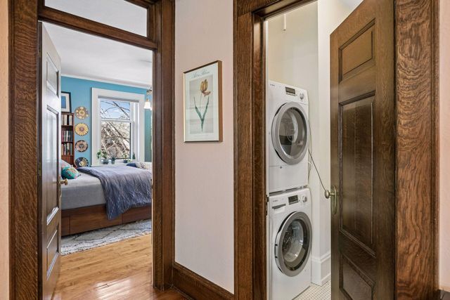 1005 Mount Curve Avenue, Minneapolis, MN 55403