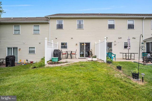 7251 HUNTINGDON ST, Harrisburg, PA 17111