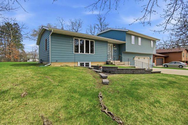 2107 15th Street, Eau Claire, WI 54703