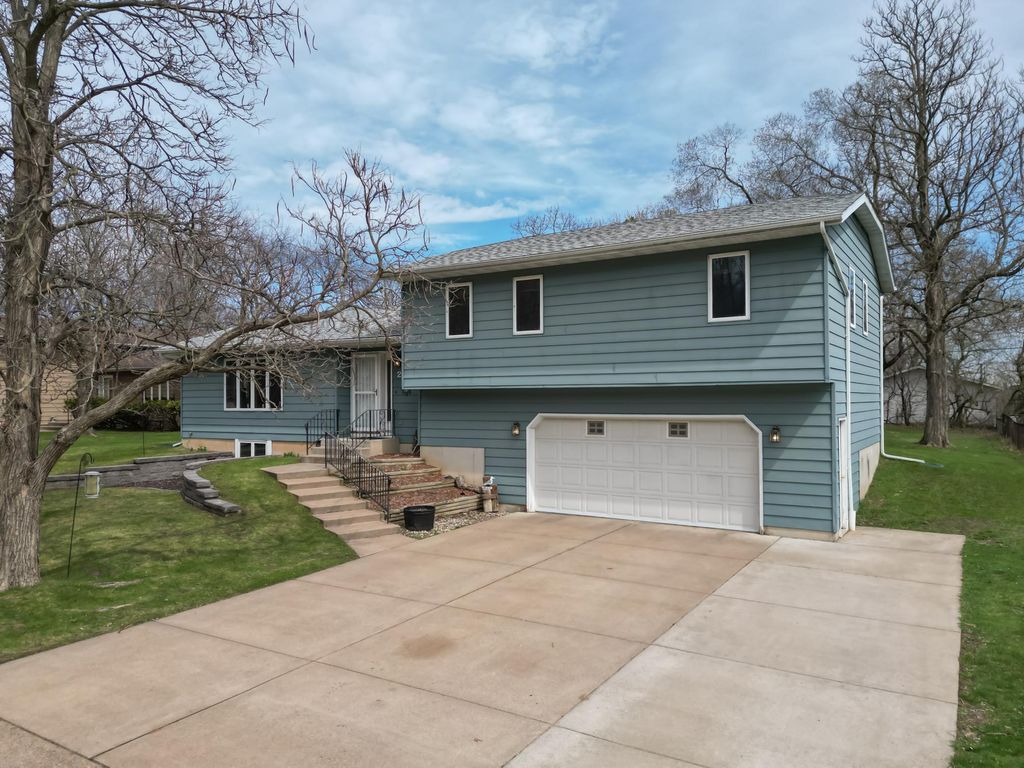 2107 15th Street, Eau Claire, WI 54703