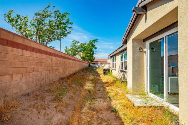 45061 Floral Vista, Lancaster, CA 93536
