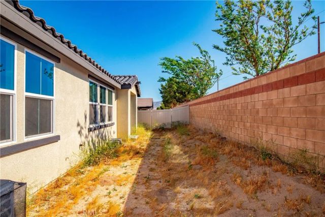 45061 Floral Vista, Lancaster, CA 93536