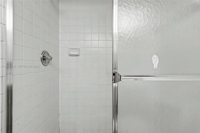 6085 N Sabal Palm Blvd 208, Tamarac, FL 33319