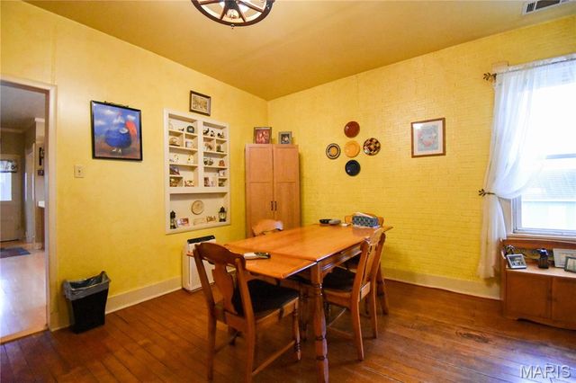 200 W Garrison Street, Gillespie, IL 62033