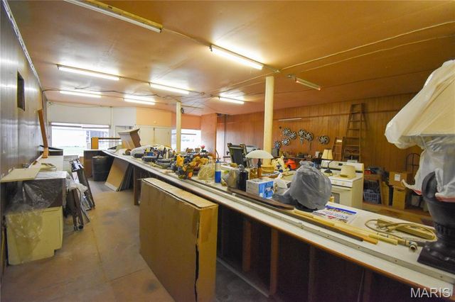 200 W Garrison Street, Gillespie, IL 62033