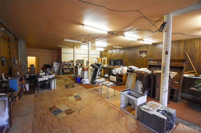 200 W Garrison Street, Gillespie, IL 62033