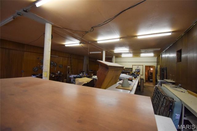 200 W Garrison Street, Gillespie, IL 62033