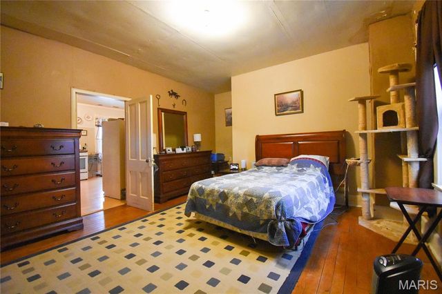 200 W Garrison Street, Gillespie, IL 62033