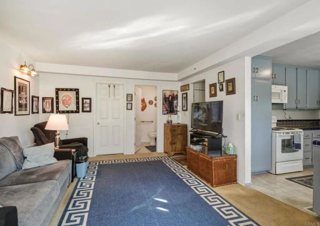 1038 8th Street, Imperial Beach, CA 91932