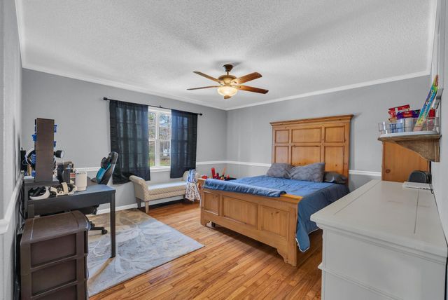 2142 Keno Dr, Crossville, TN 38572