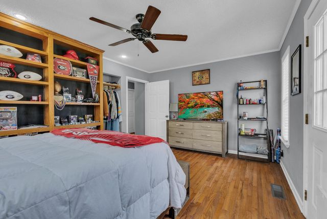 2142 Keno Dr, Crossville, TN 38572