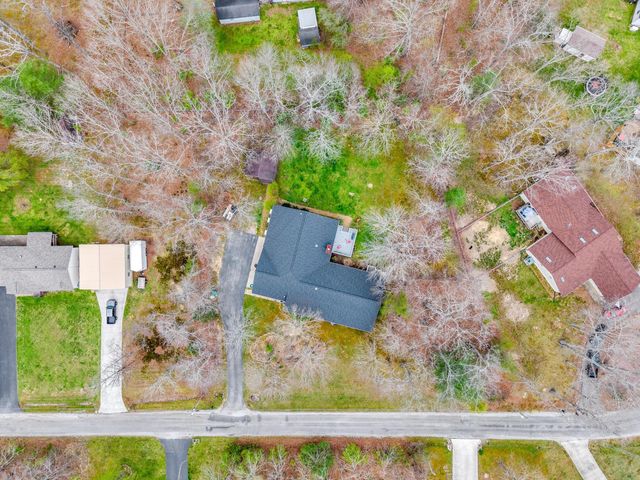 2142 Keno Dr, Crossville, TN 38572