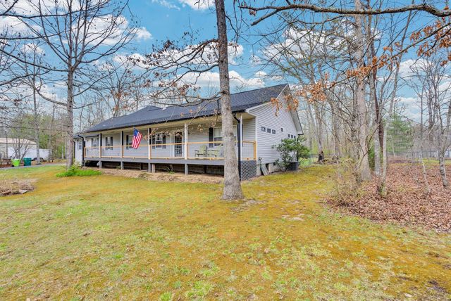 2142 Keno Dr, Crossville, TN 38572