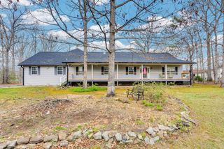 2142 Keno Dr, Crossville, TN 38572