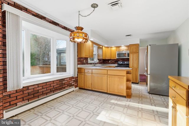 1448 HOLLYWOOD AVE, Langhorne, PA 19047