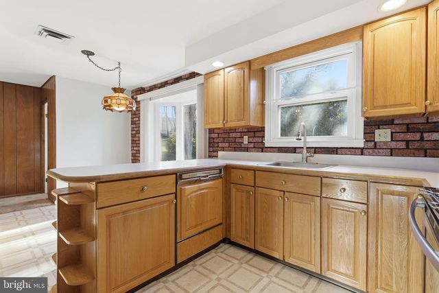 1448 HOLLYWOOD AVE, Langhorne, PA 19047